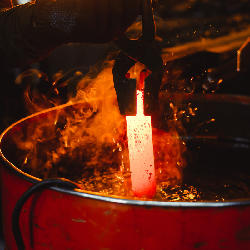 Heat treatment for stainless knife blades