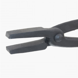 Straight blacksmith tongs